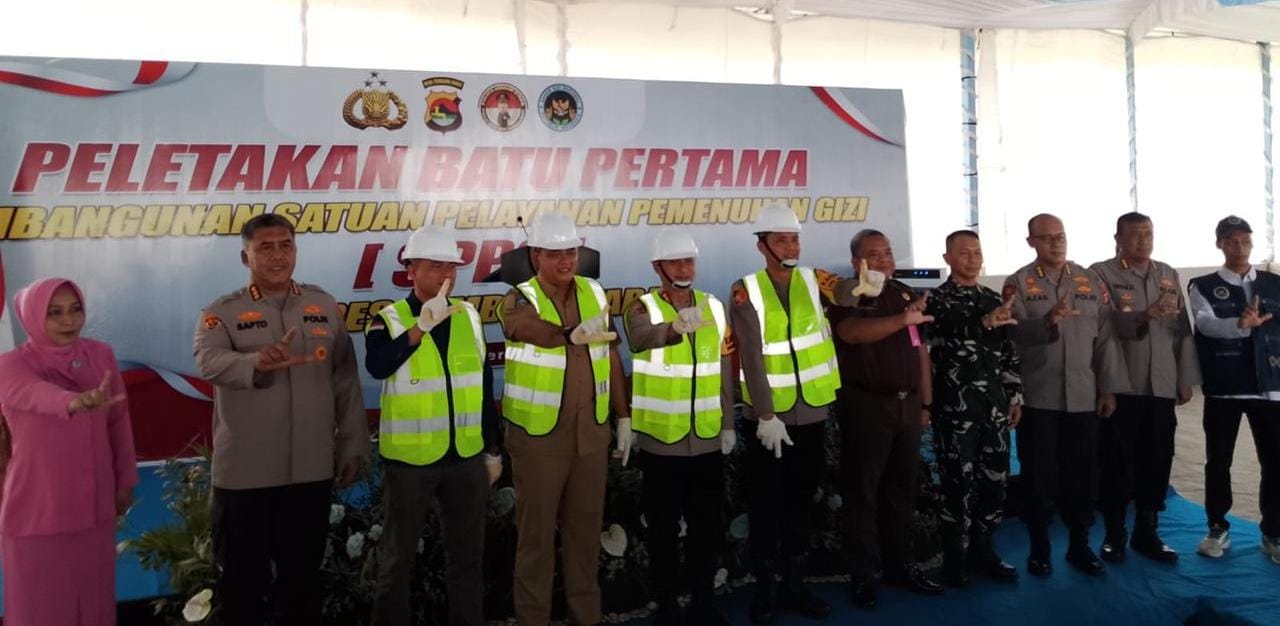 Polres Lombok Utara Melakukan Peletakan Batu Pertama Pembangunan SPPG