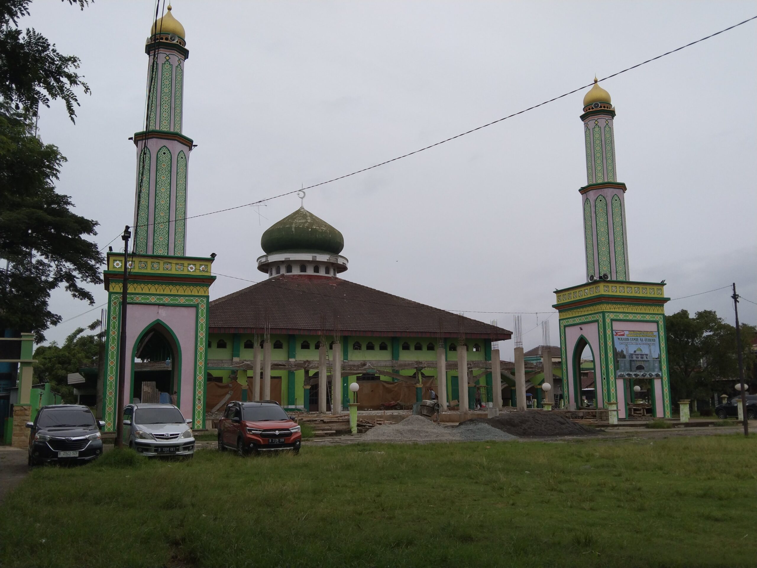 Masjid Jamie Al Ittihad, Pusat Ibadah dan Kegiatan Sosial di Babelan Bekasi