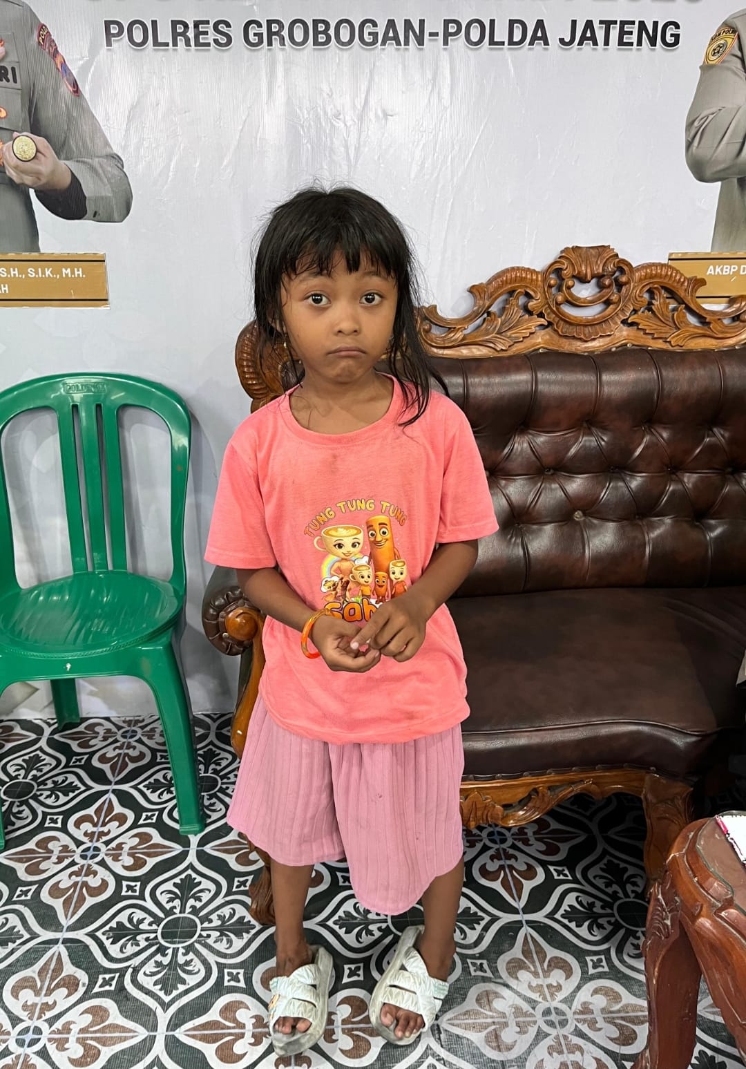 Anak Terlantar di Gubug, Jawa Tengah Ditemukan dan Diterima oleh Anggota Pospam