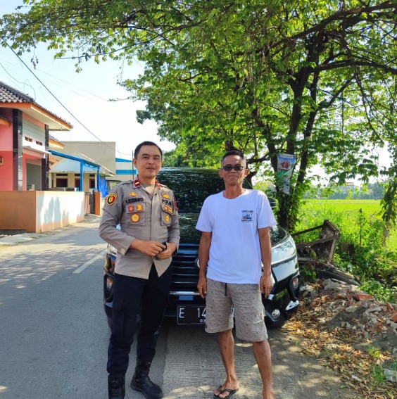 Tingkatkan Pelayanan dan Kamtibmas, Kapolsek Kasokandel Gelar Sambang Warga dan Sosialisasi 110