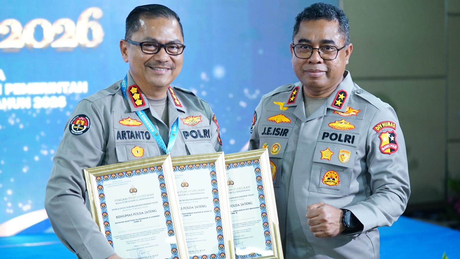 Sukses Adaptasi Teknologi, Humas Polda Jateng Borong Tiga Penghargaan Nasional