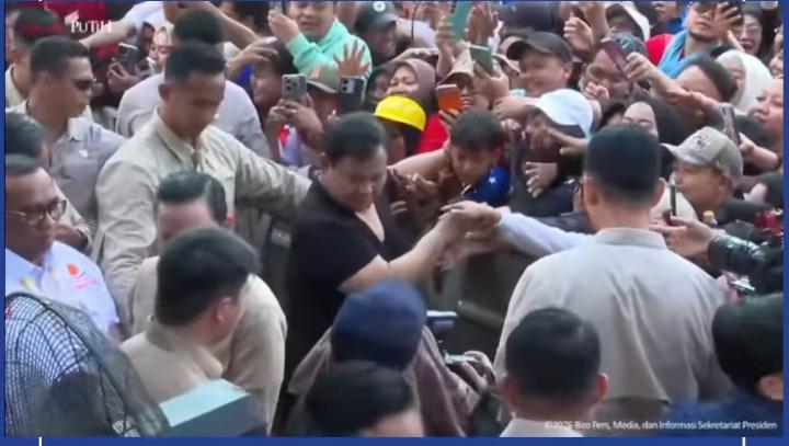 Prabowo Subianto Hadir di Tengah Jutaan Buruh di Monas: Kalian Adalah Penggerak Utama Ekonomi Bangsa