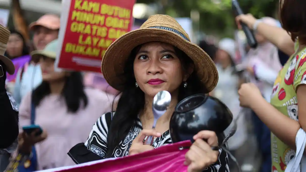 Aliansi Perempuan Gelar Aksi di Jakarta, Soroti Harga Kebutuhan Pokok, Lapangan Kerja, dan Program MBG