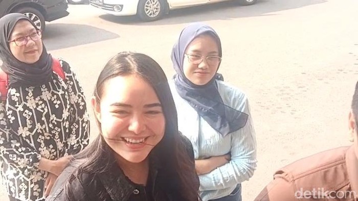Amanda Manopo Mengaku Rugi Hampir Rp3 Miliar Akibat Dugaan Penggelapan oleh Mantan Karyawan