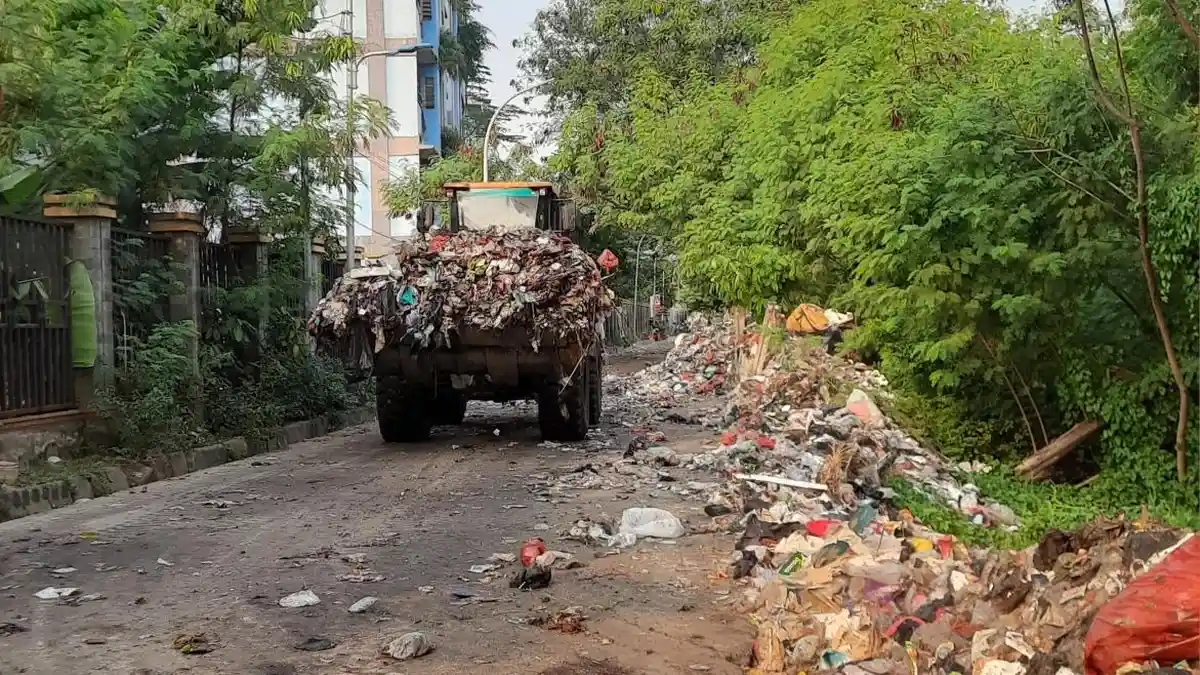 TPS di Cakung Barat Ditutup Setelah Tumpukan Sampah Meluber ke Jalan, Pemkot Percepat Penataan Pengelolaan Sampah