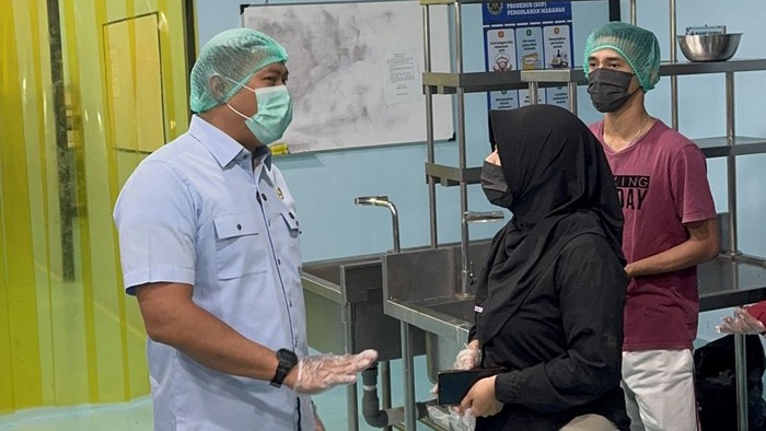 Kepala BGN Sidak Dapur MBG di Bogor, Tekankan Standar Menu dan Kebersihan Harus Dipenuhi
