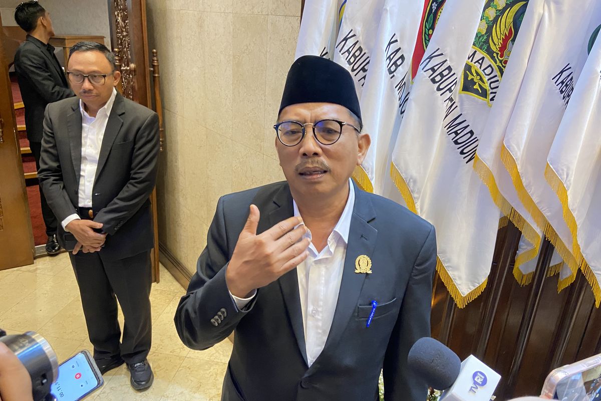 Mahrus Ali Ditahan KPK, DPRD Jatim Belum Berhentikan Sementara