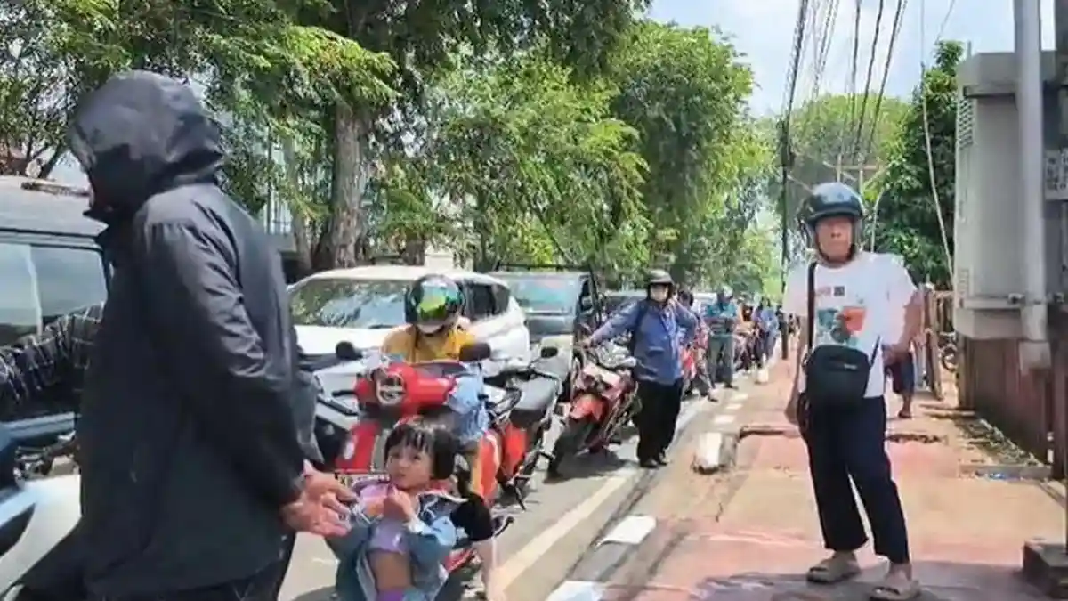 Pendangkalan Sungai Kapuas Picu Antrean BBM di Pontianak, Wali Kota Perketat Pengawasan Distribusi