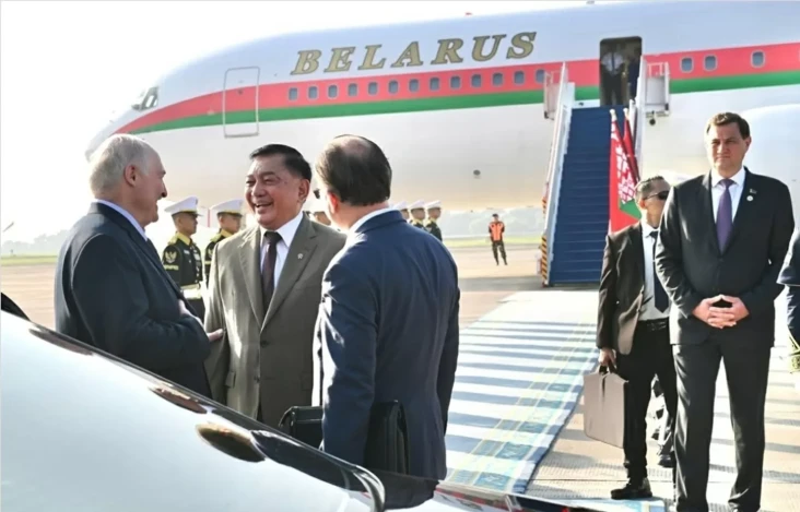 Prabowo Terima Kunjungan Kenegaraan Presiden Belarus Alexander Lukashenko di Istana Merdeka, Perkuat Kerja Sama Bilateral