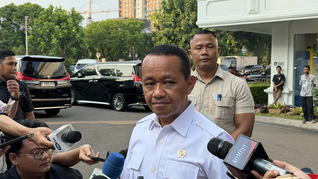 Bahlil Peresmian Tahap I Proyek PLTS 100 GW Akan Digelar di Bali
