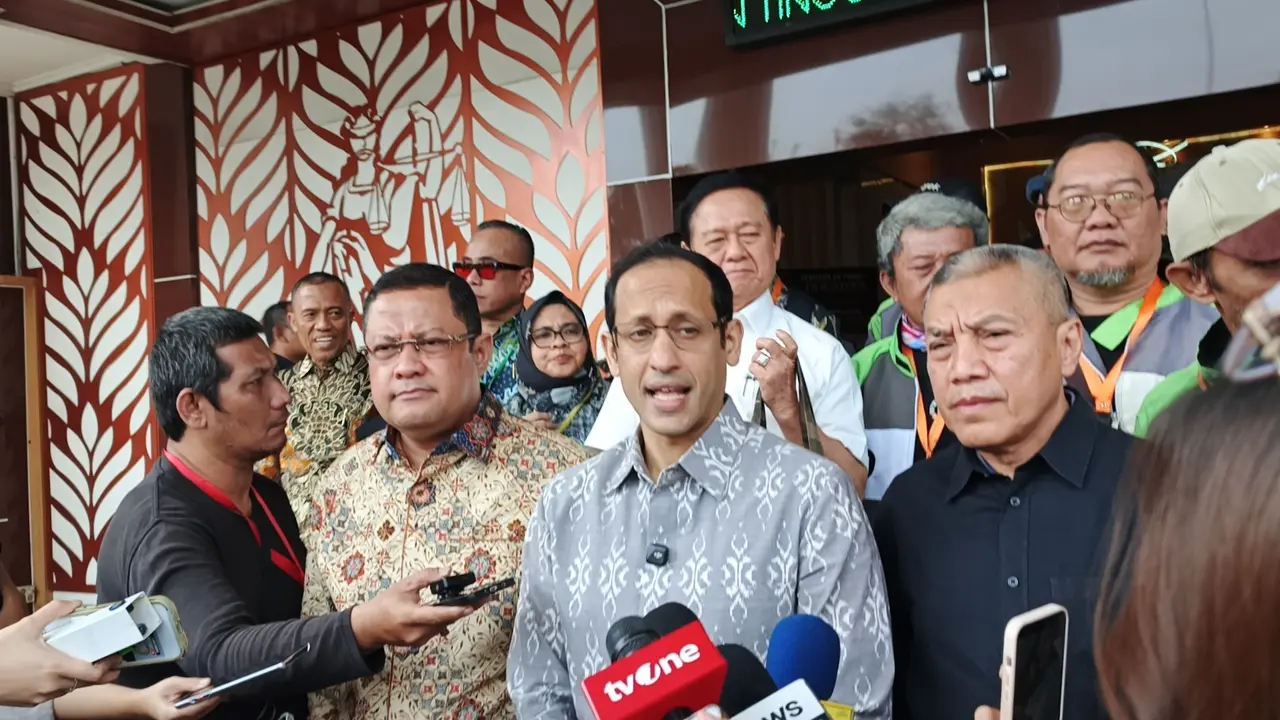Nadiem Makarim Berkukuh Kasus Chromebook Merupakan Bentuk Kriminalisasi