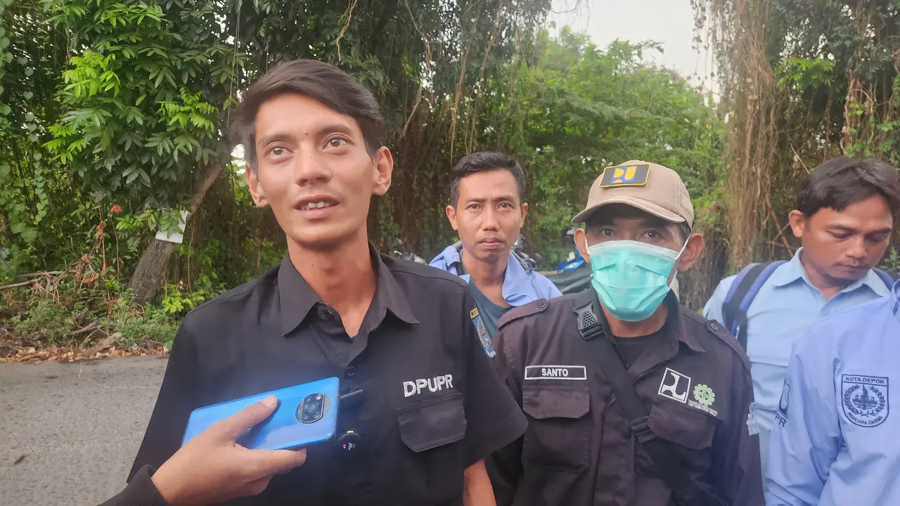 Petugas Pemkot Depok Ceritakan Momen Menemukan Bagian Tubuh Korban Mutilasi di Kali Grogol
