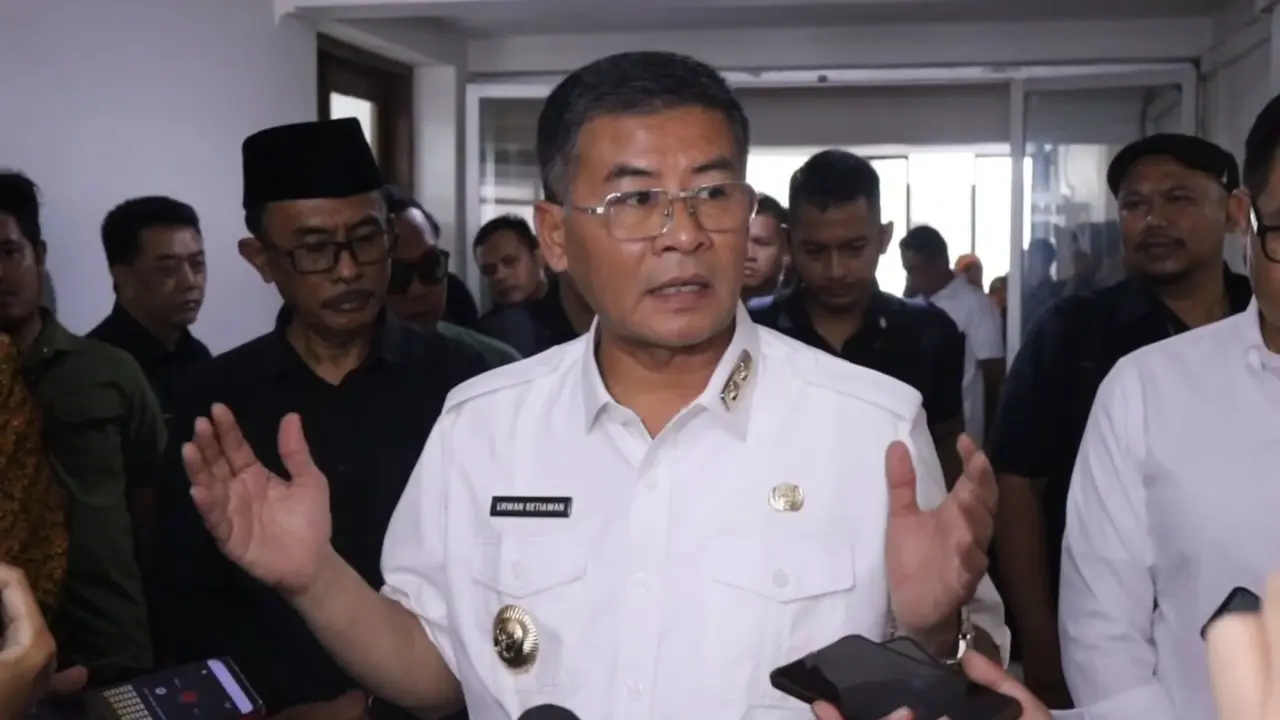 Wagub Jawa Barat Ajak Bobotoh Dukung Persib Lewat Nobar Demi Jaga Keamanan dan Nama Baik Klub