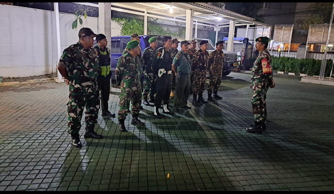 Ciptakan Situasi Wilayah Aman, Babinsa Ciledug Dan Serut Patroli Malam