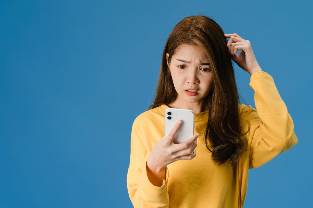 5 Cara Mengurangi Kebiasaan Scroll Media Sosial agar Pikiran Lebih Tenang