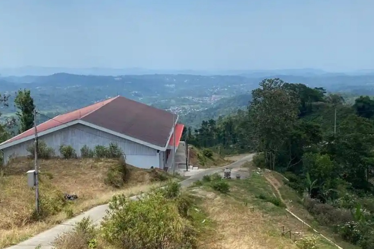 Kopdes Merah Putih Berdiri di Ketinggian 1.385 Mdpl Lereng Gunung Prau, Akan Dilengkapi Camping Ground-Kafe