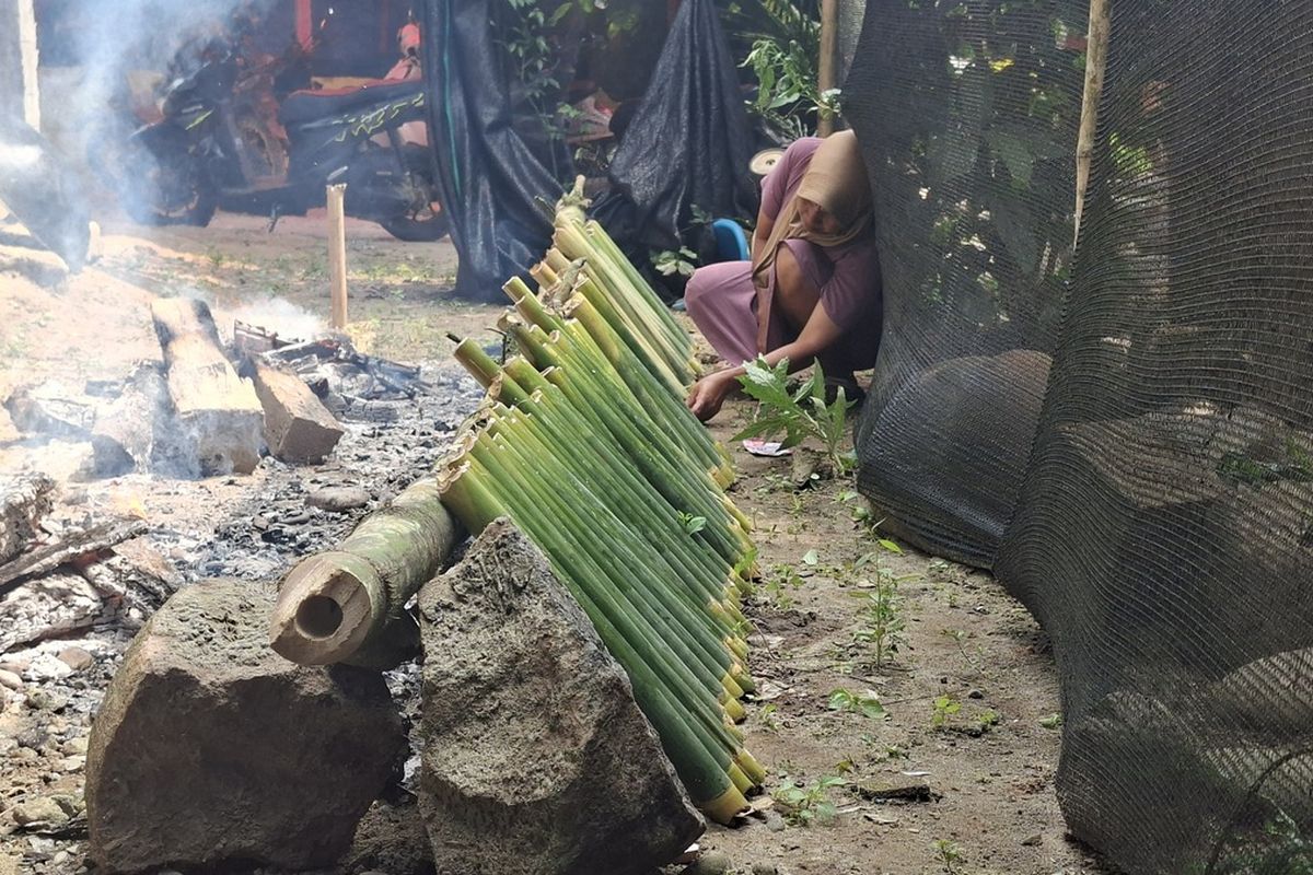 Mengenal Lemang, Kuliner Khas Melayu yang Dimasak dalam Bambu