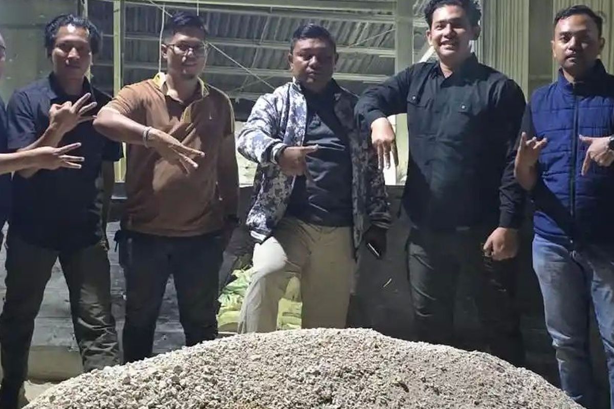 Dugaan Pabrik Pupuk Palsu di Bandung Barat Produksi 5 Ton per Hari, Disebut Dipasarkan hingga Sumatera
