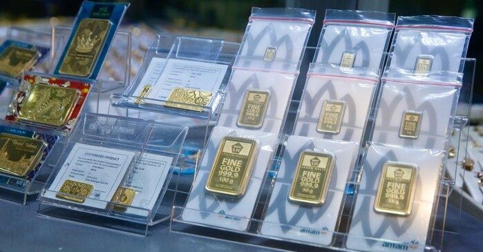 Harga Emas Antam Hari Ini Anjlok Rp20 Ribu per Gram, Buyback Turun Lebih Dalam hingga Rp65 Ribu