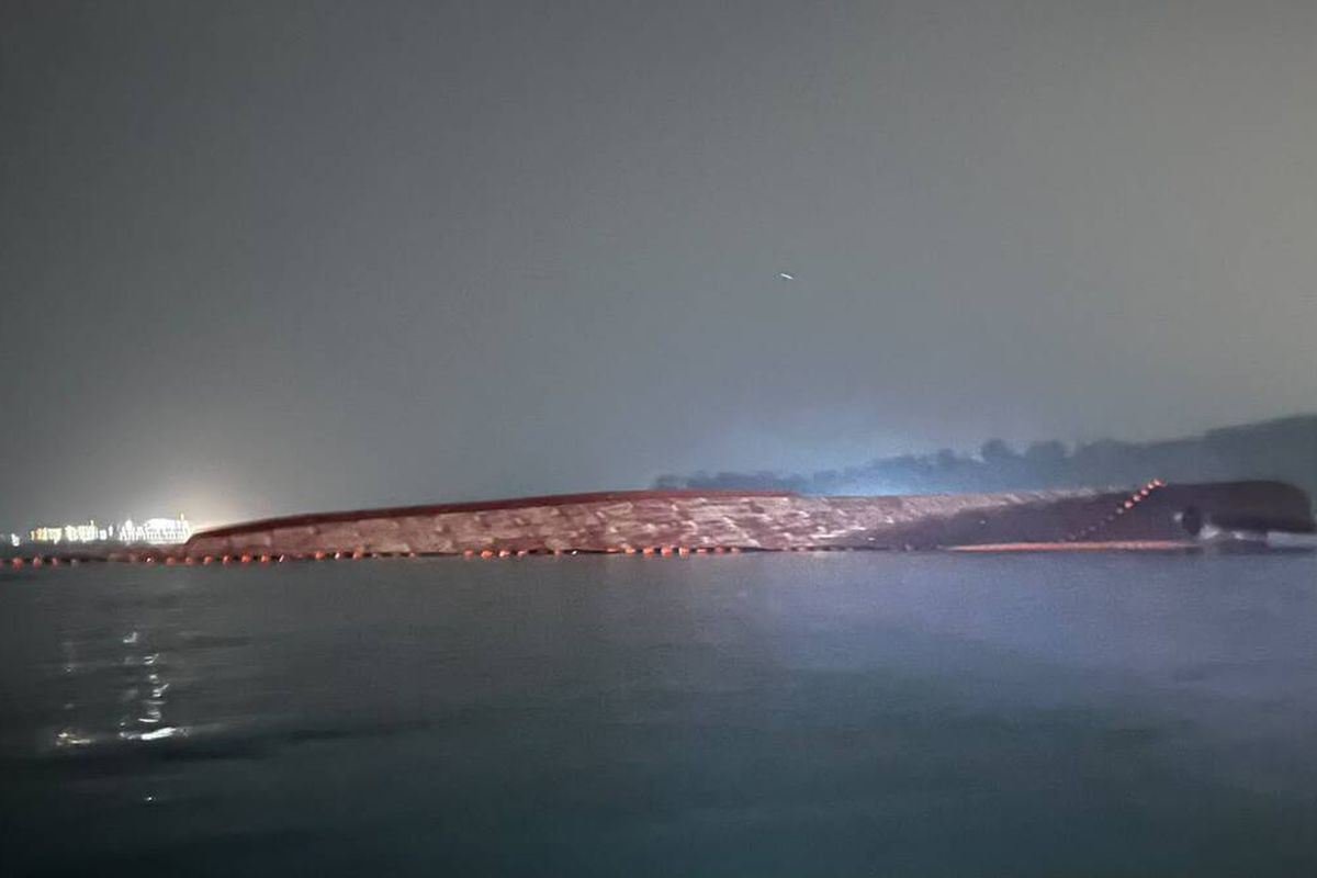 KMP Batumandi Terbakar lalu Terbalik di Perairan Merak, Polisi Jelaskan Alasan Belum Sempat Olah TKP