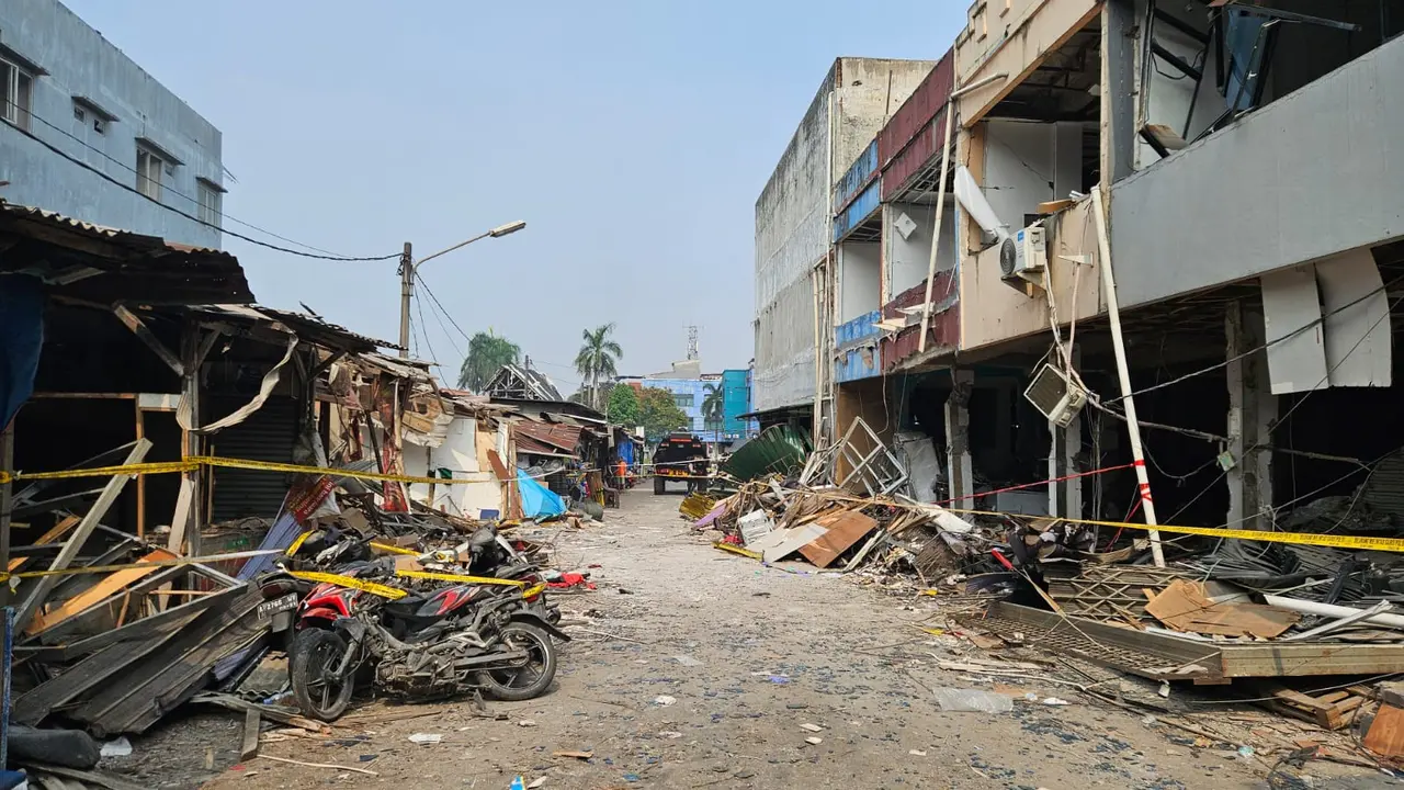 Ledakan Dahsyat Guncang Pasar Cimanggis Tangsel, Sejumlah Ruko Hancur dan Dua Orang Meninggal Dunia