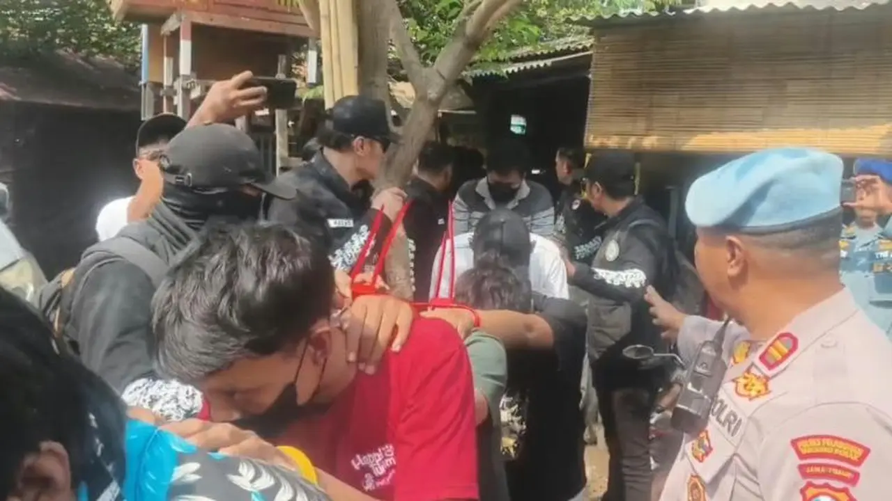 Polisi Gerebek Kawasan Rawan Narkoba di Surabaya, 19 Orang Diamankan untuk Pemeriksaan