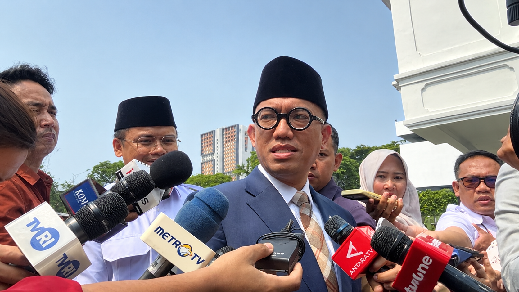 Serangan Houthi Memicu Ketegangan di Arab Saudi, Pemerintah RI Imbau Jemaah Umrah Pilih Penerbangan Langsung