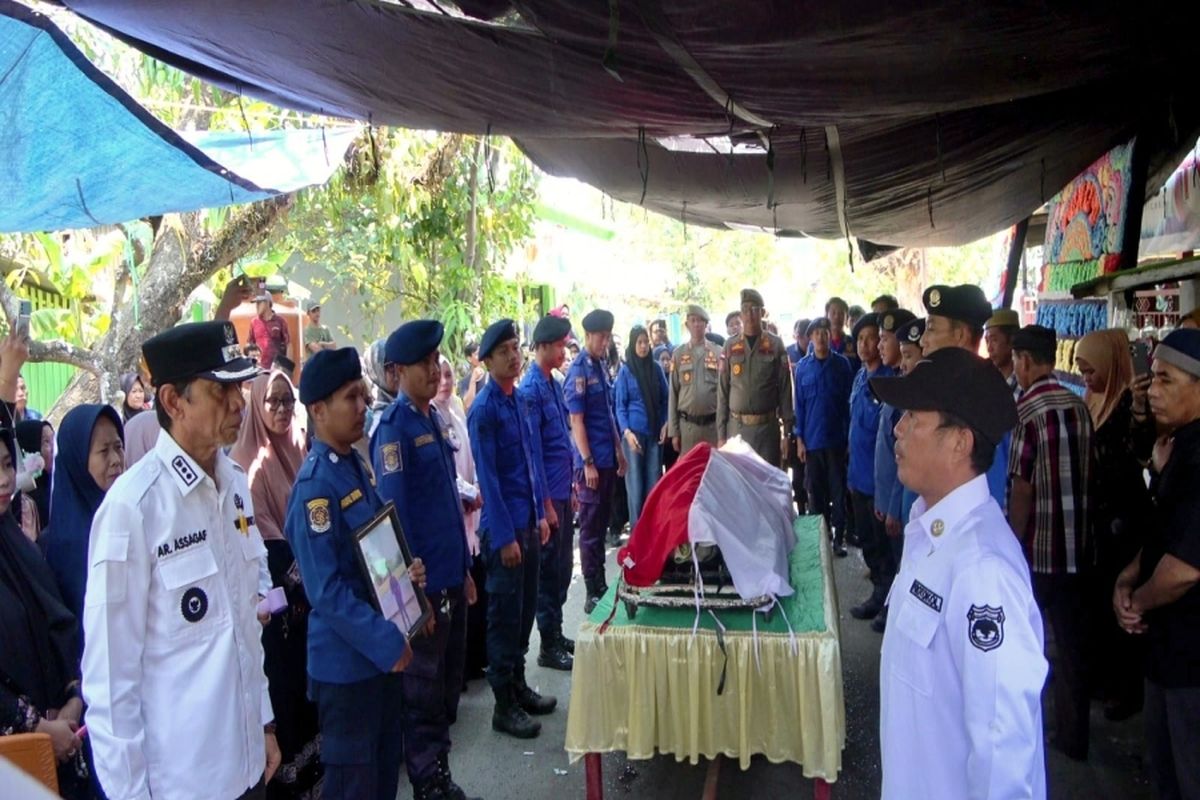 Sosok Petugas Damkar Pangkep Usman Hadi yang Gugur, Nyambi Kurir demi Keluarga