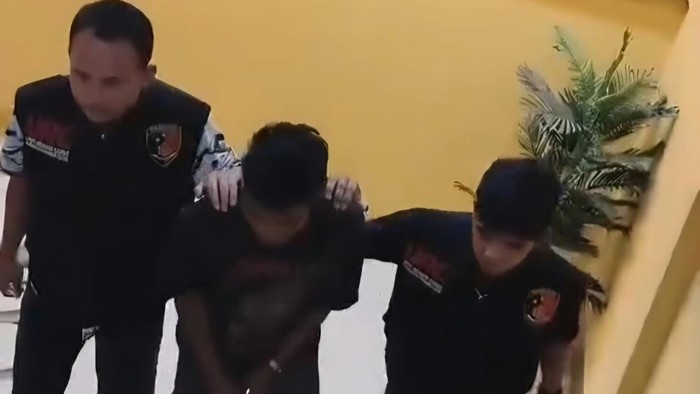 Viral Pengamen Sebar Amplop dan Minta Uang ke Penumpang Angkot di Bogor, Polisi Amankan Pelaku