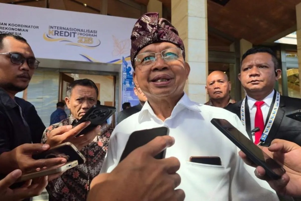Gubernur Bali Klarifikasi Video Viral, KPK Geledah Kantor Bea Cukai Semarang