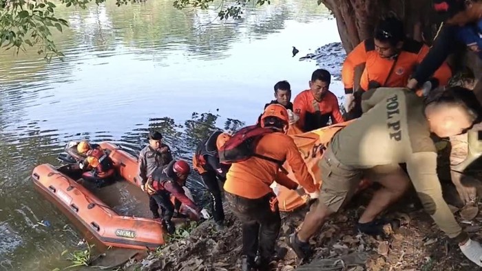 Terjun ke Sungai Jagir Usai Pembacokan, Pria yang Diduga Pelaku Ditemukan Tewas