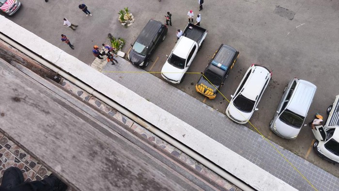 Bocah Perempuan 3 Tahun Tewas Terjatuh dari Balkon Hotel di Samarinda saat Orang Tua Sarapan